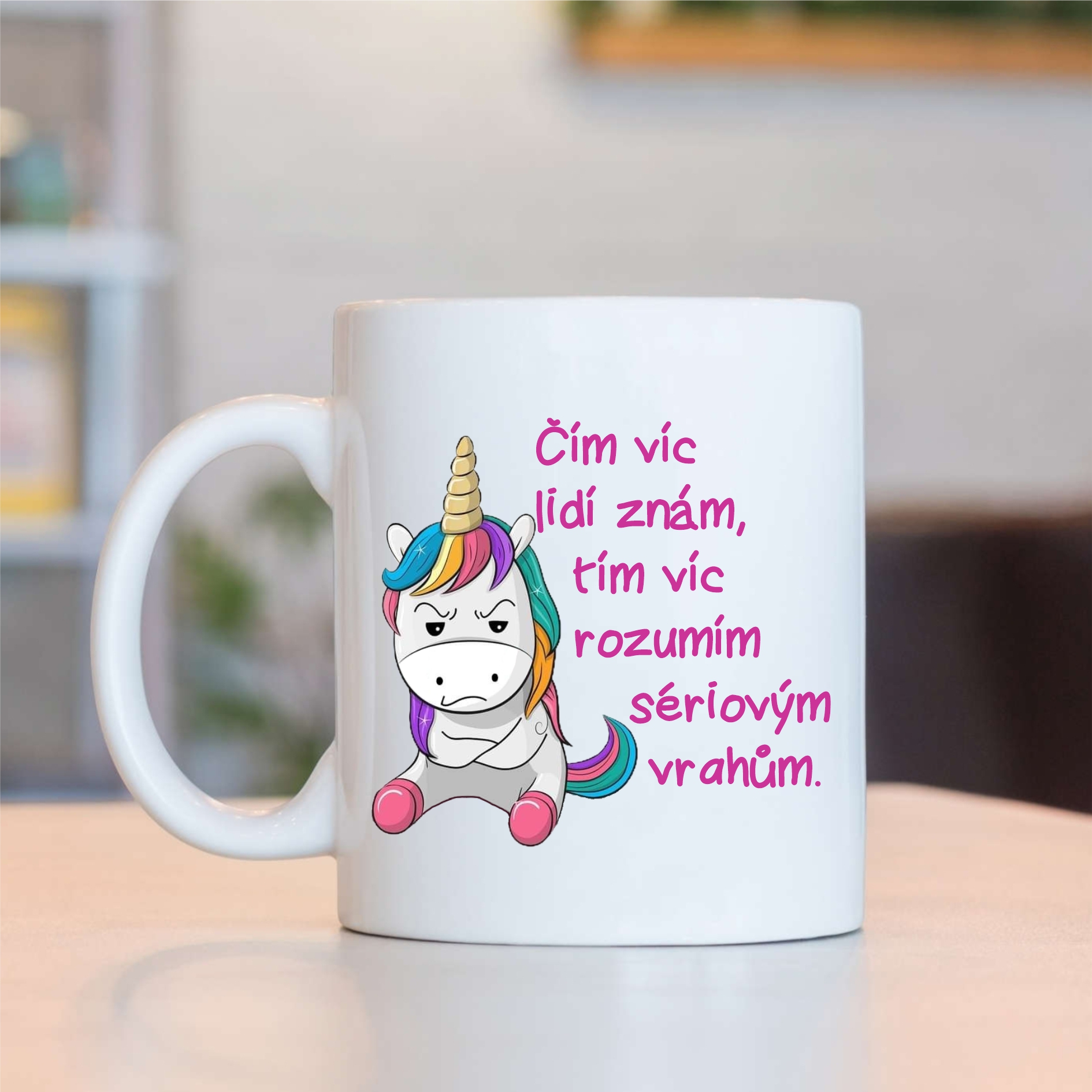 Hrnek Jednorožec - Čím víc lidí znám, tím víc rozumím sériovým vrahům