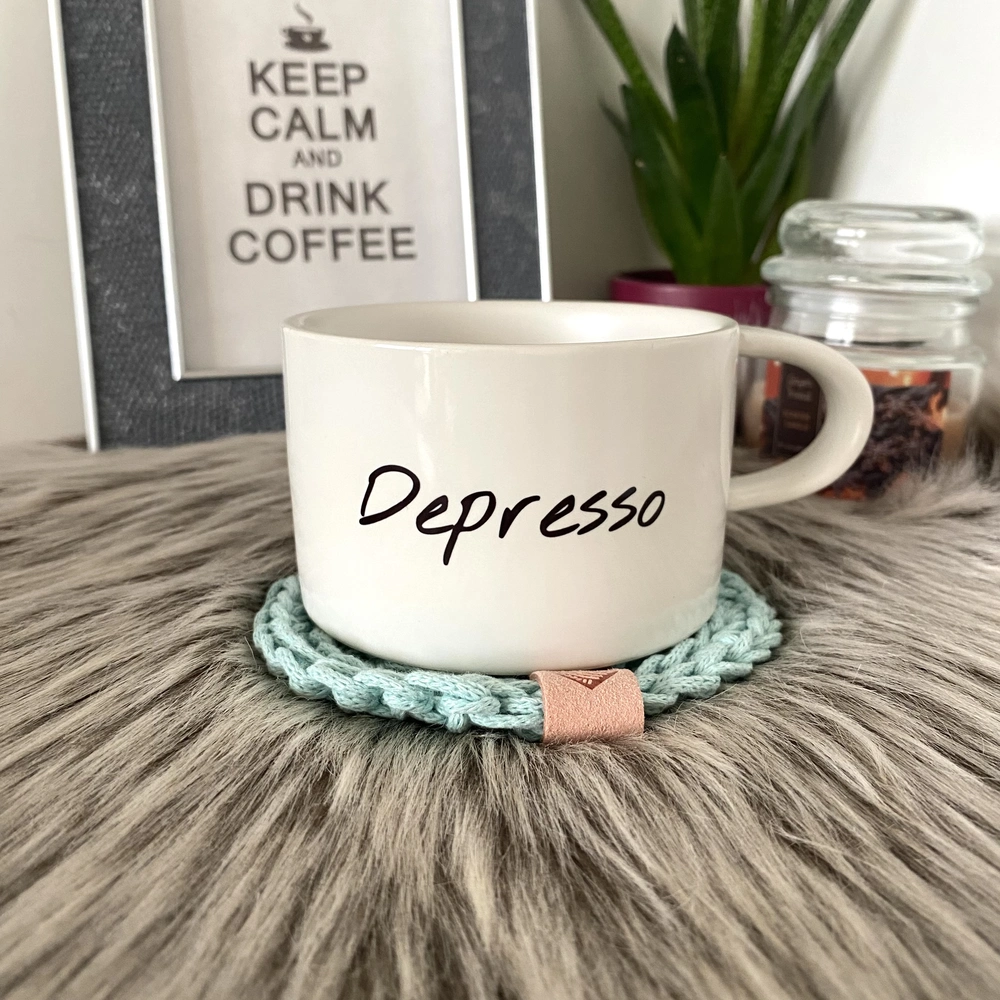 Hrnek makronka Depresso - mint