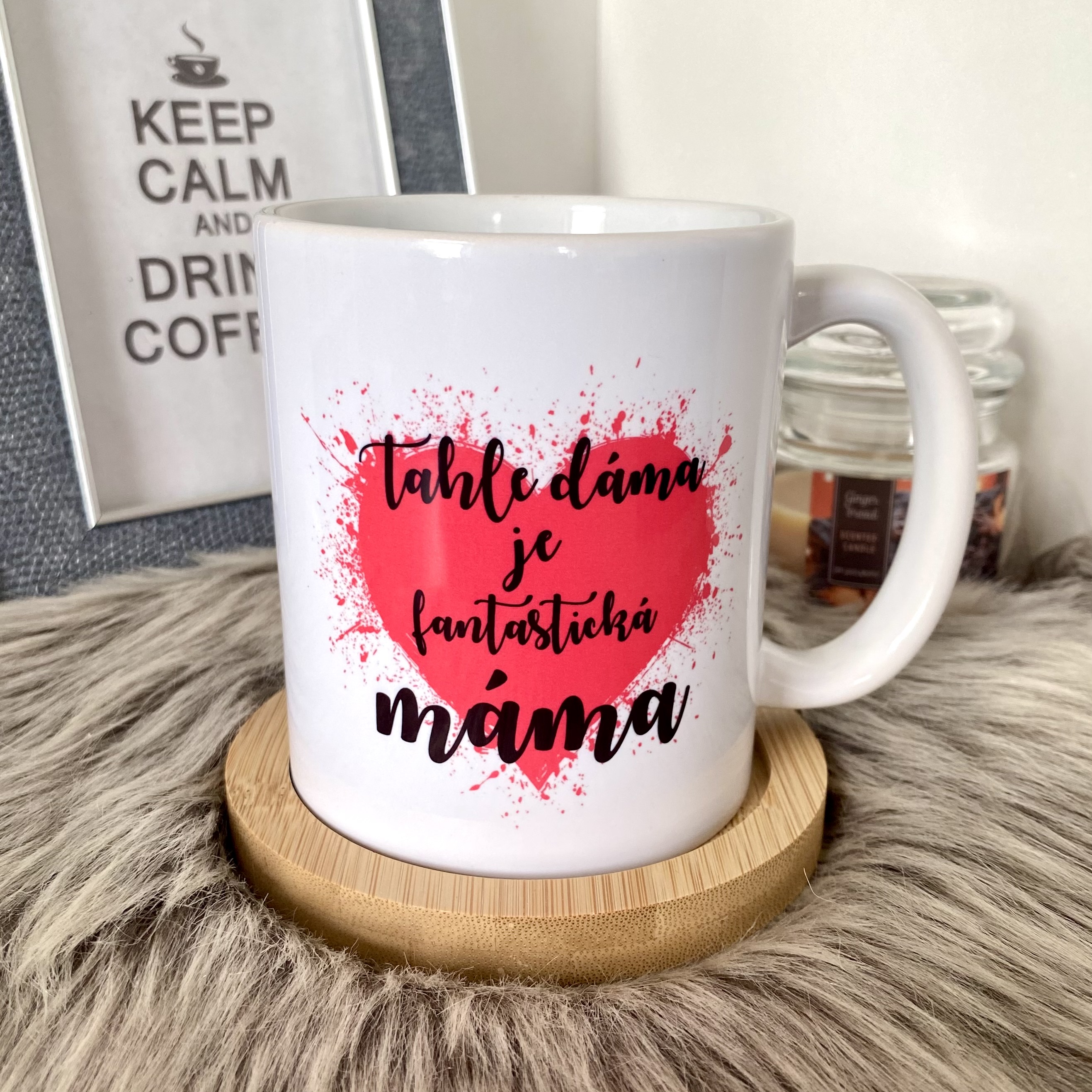 Hrnek Tahle dáma je fantastická máma