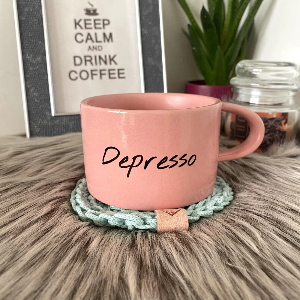 Hrnek makronka Depresso - mint