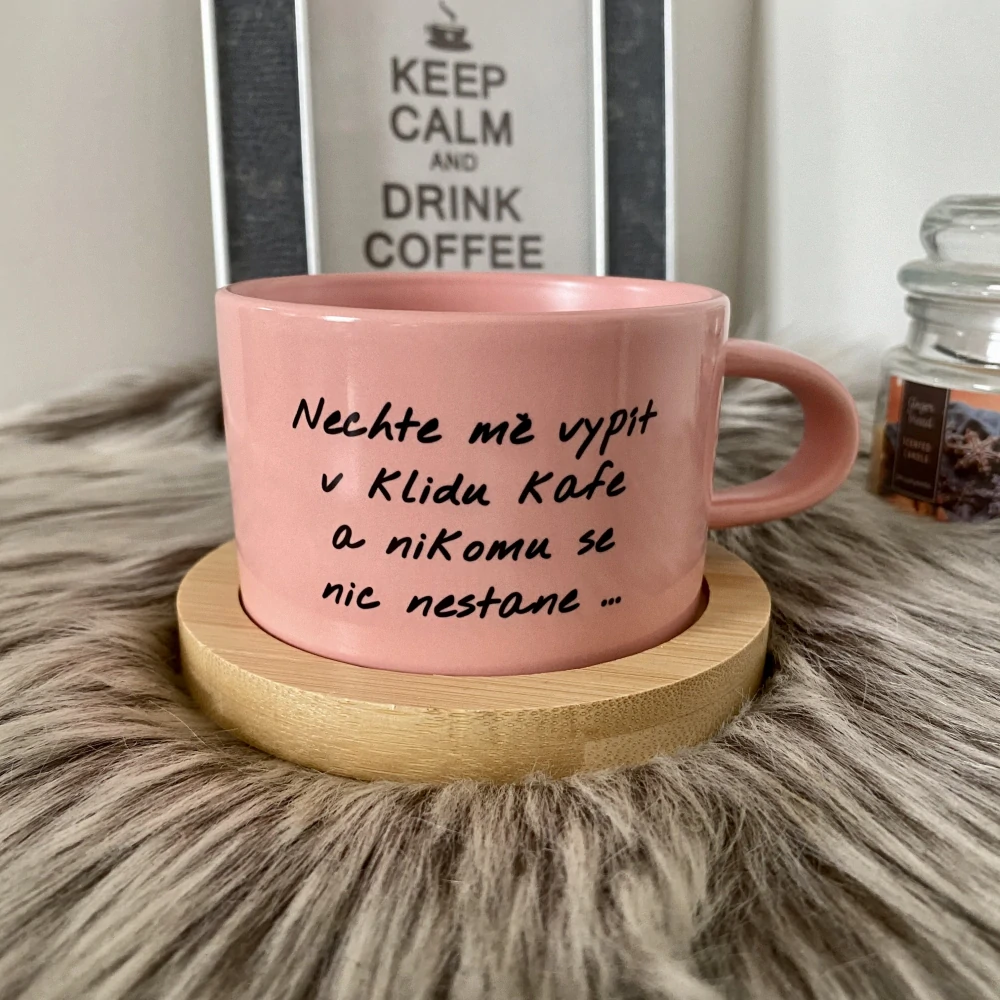 Hrnek makronka Nechte mě v klidu vypít kafe ... - růžová
