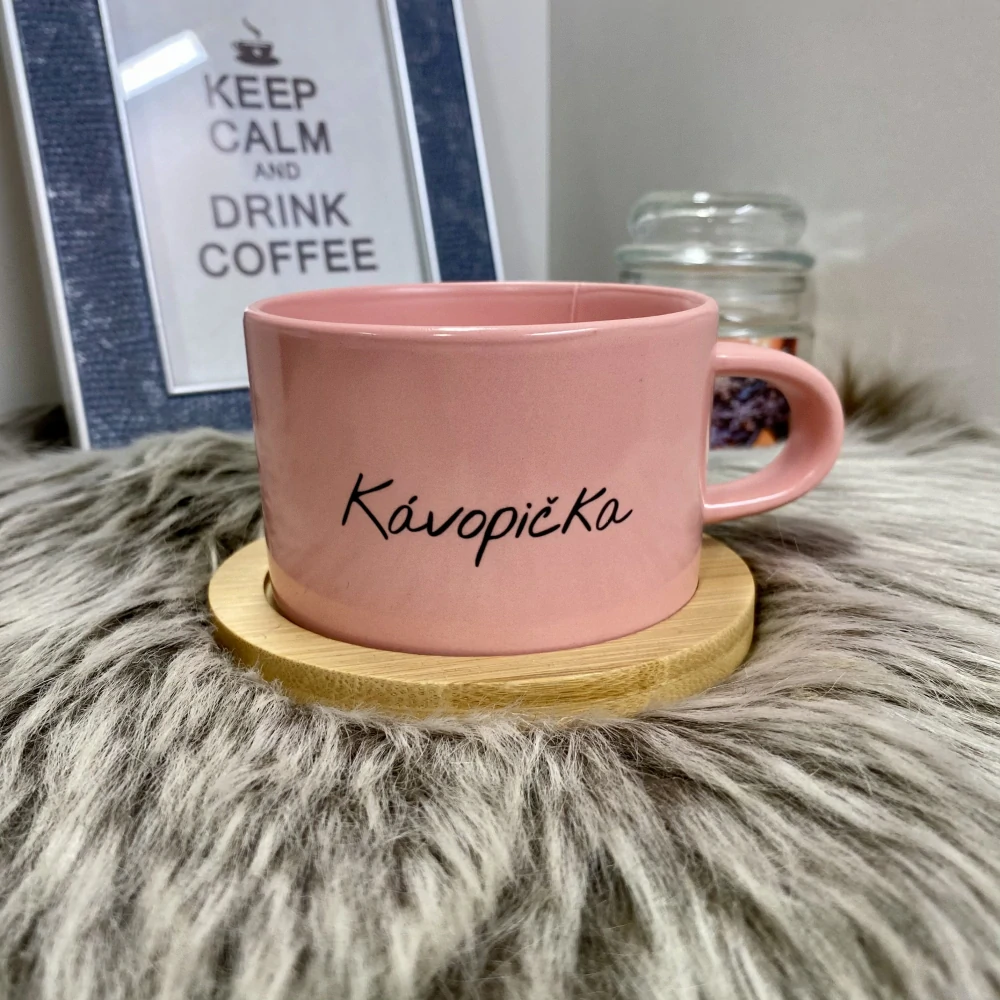 Hrnek makronka Kávopička